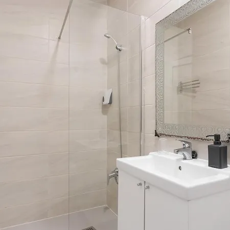 住宿加早餐酒店 7a