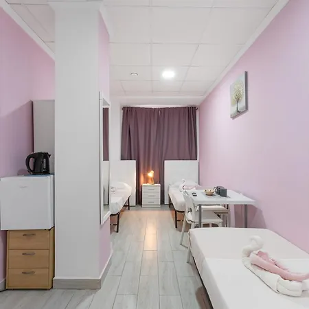 Bed and Breakfast 7a