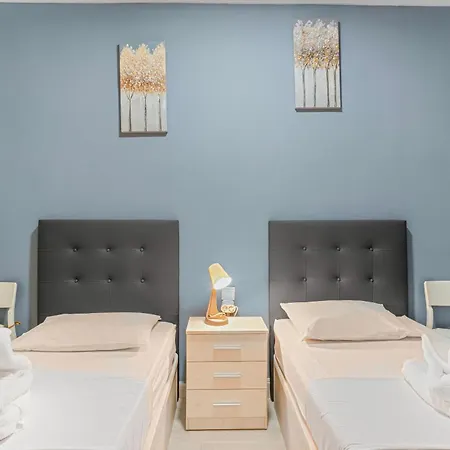 Bed and Breakfast 7a